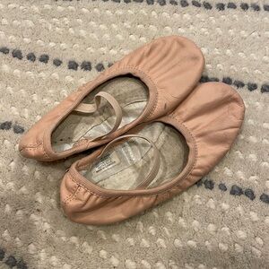 Bloch Pink Leather Ballet Slippers, 1.5